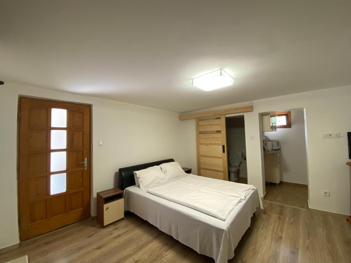 Amarin Apartments Hajdúszoboszló Buitenkant foto
